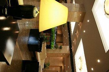 酒店 Garden Palace