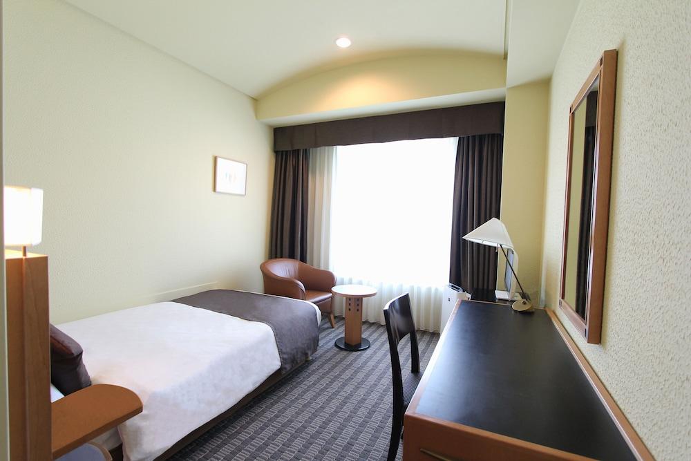 Garden Palace Hotel 3*